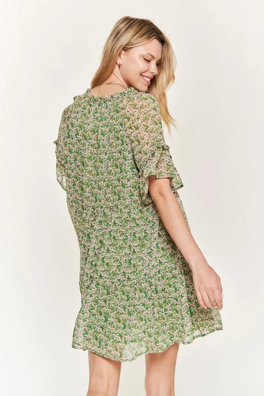Charming Floral V-Neck Mini Dress with Ruffled Sleeves