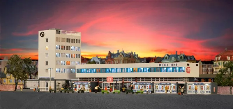 Kibri HO Kehl Train Station w/Floor-Mount LED Lighting Kit